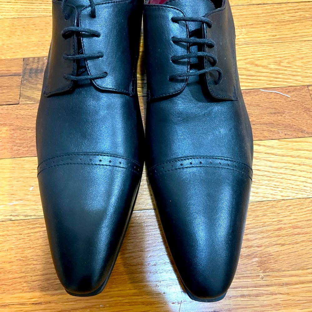 Brand new all leather Pascale Morabito from Paris, France in size 43.